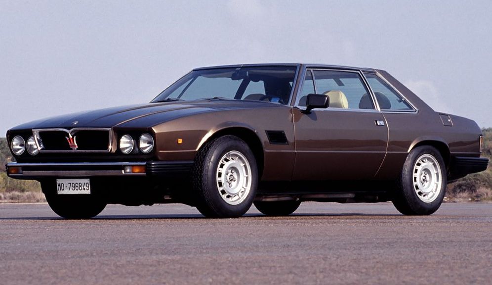 Κουκούλα αυτοκινήτου συμβατή με Maserati Kyalami (10/76 - 12/83) αδιάβροχη και με επένδυση 4580x1850x1270