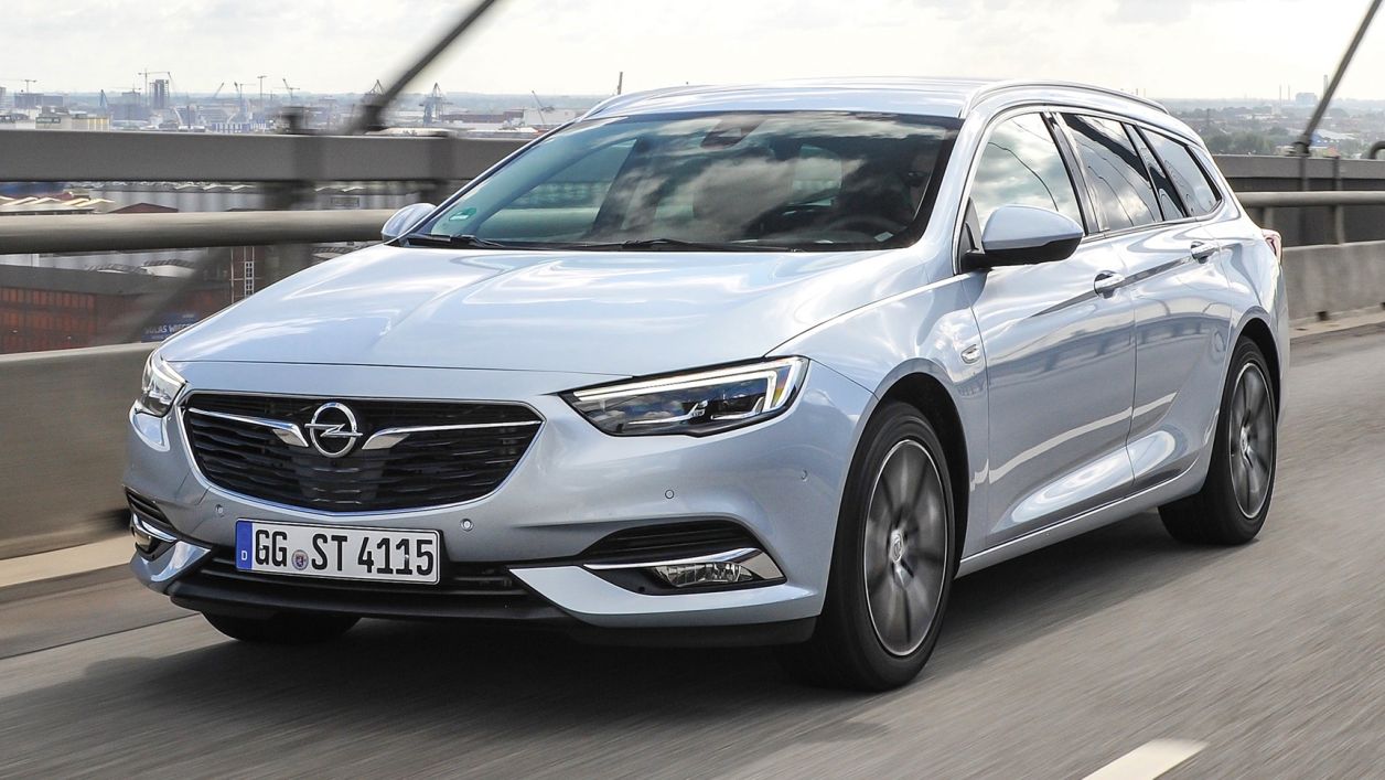Κουκούλα αυτοκινήτου συμβατή με Opel Insignia (B) Sports Tourer (06/17 - 03/20) αδιάβροχη και με επένδυση 4986x1863x1500