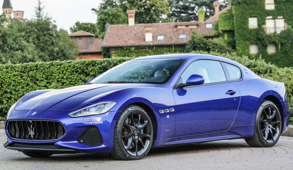 Κουκούλα αυτοκινήτου συμβατή με Maserati GranTurismo (09/07 - 11/19) αδιάβροχη και με επένδυση 4920x1915x1353