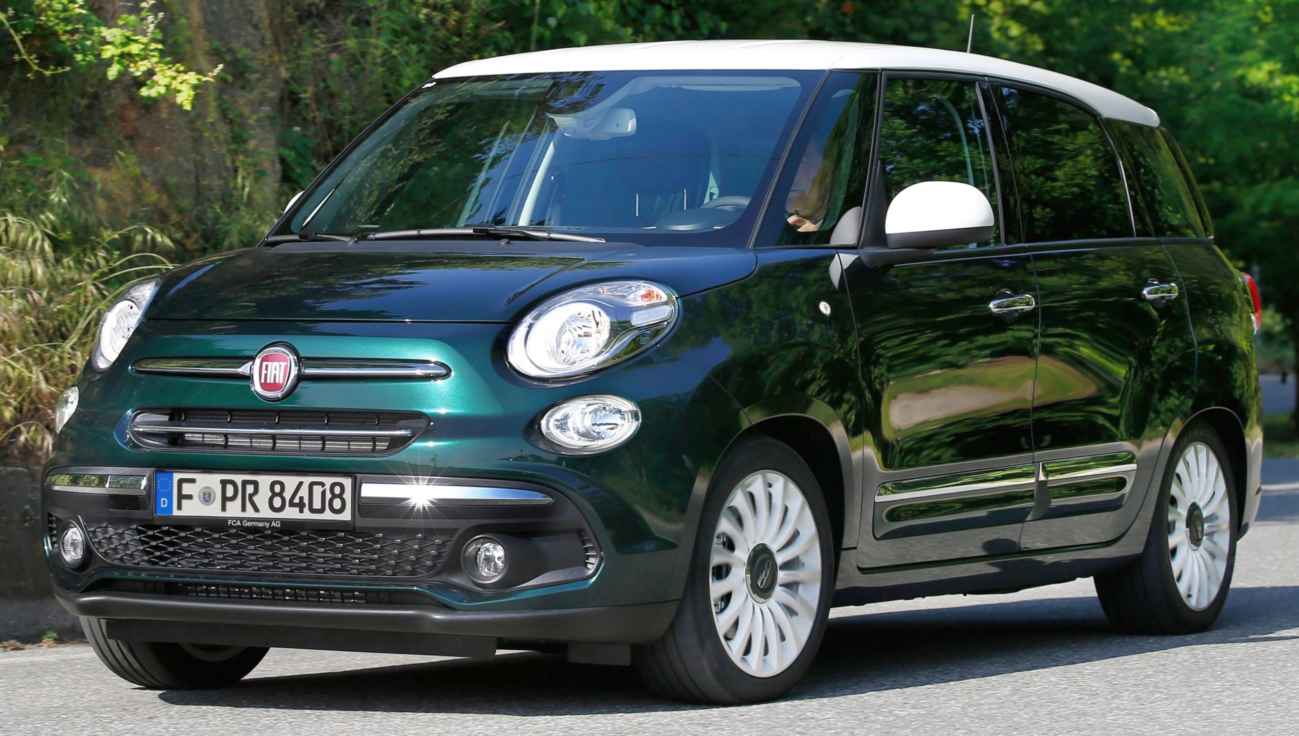 Κουκούλα αυτοκινήτου συμβατή με Fiat 500L (199) Wagon (07/17 - 08/18) αδιάβροχη και με επένδυση 4375x1784x1667
