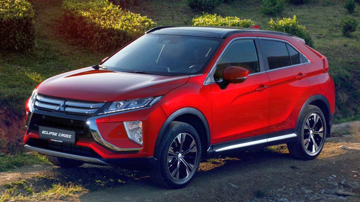 Κουκούλα αυτοκινήτου συμβατή με Mitsubishi Eclipse Cross (12/17 - 10/21) αδιάβροχη και με επένδυση 4405x1805x1685