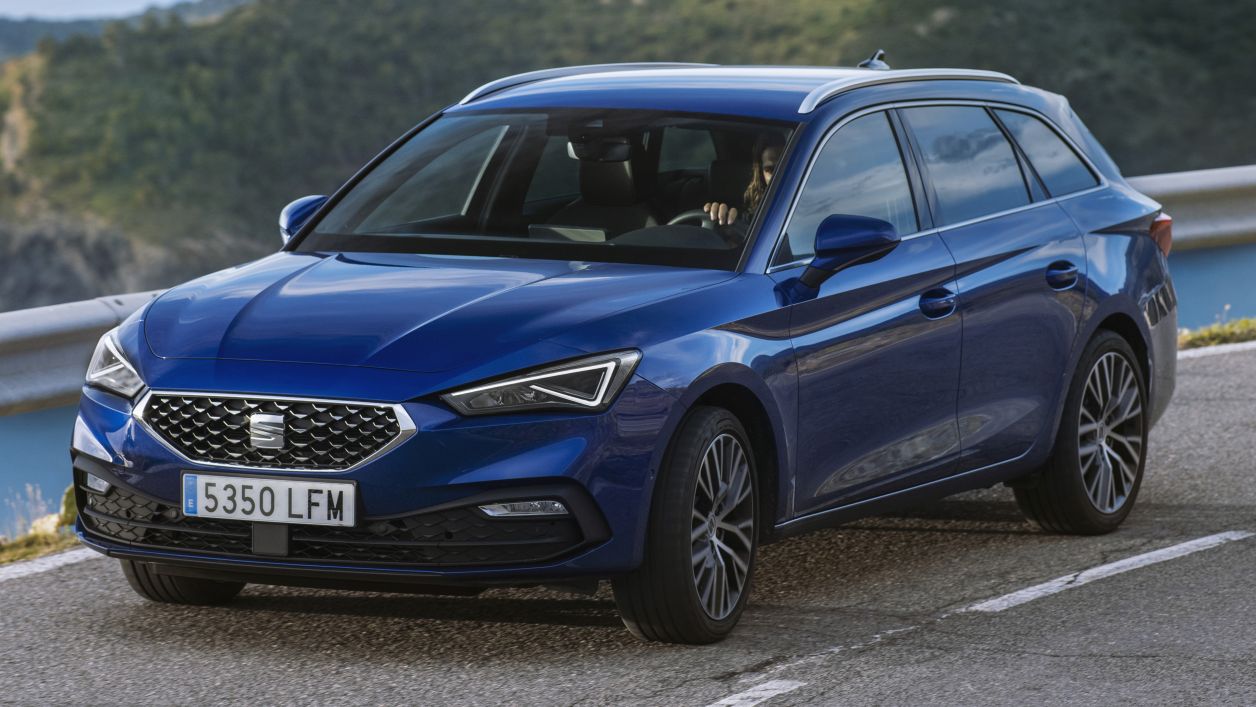 Κουκούλα αυτοκινήτου συμβατή με SEAT Leon Sportstourer (ab 04/20) ( - ) αδιάβροχη και με επένδυση 4642x1799x1437-1450