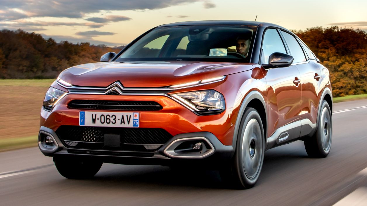 Κουκούλα αυτοκινήτου συμβατή με Citroen C4 (III) (ab 12/20) αδιάβροχη και με επένδυση 4355x1800x1525